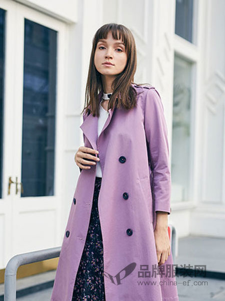 丝雨桐女装品牌2019春季英伦格纹双排扣中长风衣外套