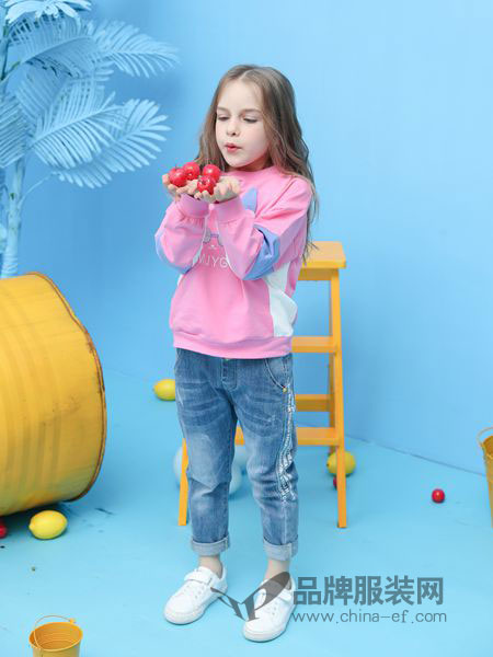淘淘猫童装品牌2019春季洋气圆领儿童套头上衣时尚韩版拼色字母