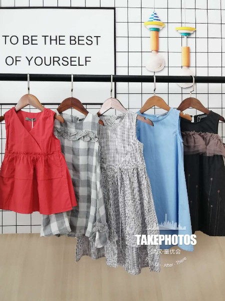 湖北汉正街童装品牌女童连衣裙公主裙品牌折扣童装货源批发