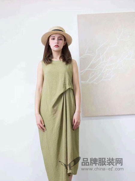 格悦女装品牌2019春季新款韩版宽松大码针织裙套装