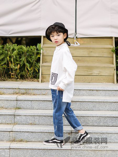 城秀童装品牌2019春季新款韩版时尚女童长袖衬衫