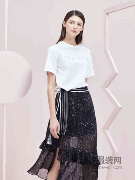 欧莎莉格女装品牌2019春季新品 时尚休闲舒适下摆系带T恤裙
