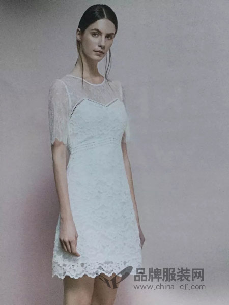 阿莱贝琳女装品牌2019春夏新款圆领纯色高腰蕾丝中袖连衣裙