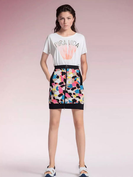 玛可凯恩 marc cain女装品牌2019春夏新款短袖T恤女纯棉字母上衣
