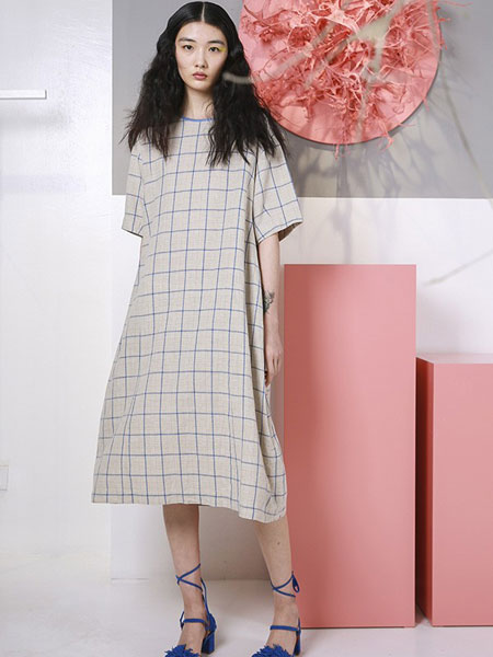 芙纯FULLPURE女装品牌2019春夏新款韩版高腰显瘦格子连衣裙