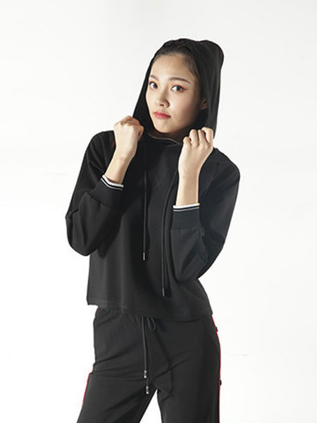 玛拉斐尔女装品牌2019春夏韩版休闲金丝绒套装两件套潮流