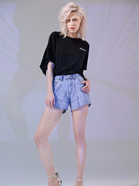 丹比奴女装品牌2019夏季不规则荷叶边袖圆领SloganT恤