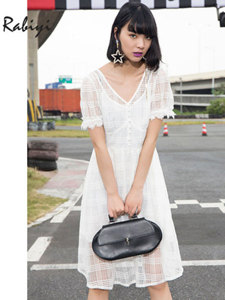洛呗一女装品牌2019春夏新款V领时尚休闲短袖甜美连衣裙