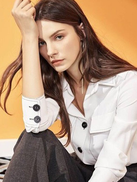 蒂赛尔娜女装品牌2019春夏设计感小众韩版宽松长袖白色上衣