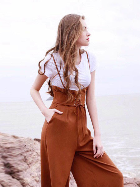 SONAF索娜菲女装品牌2019春季新款时尚修身显瘦套装