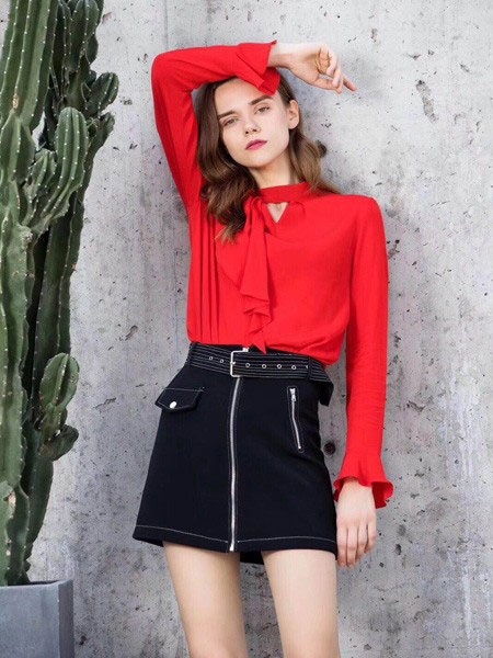 SONAF索娜菲女装品牌2019春季新款韩版宽松V领长袖雪纺衫女灯笼袖衬时尚