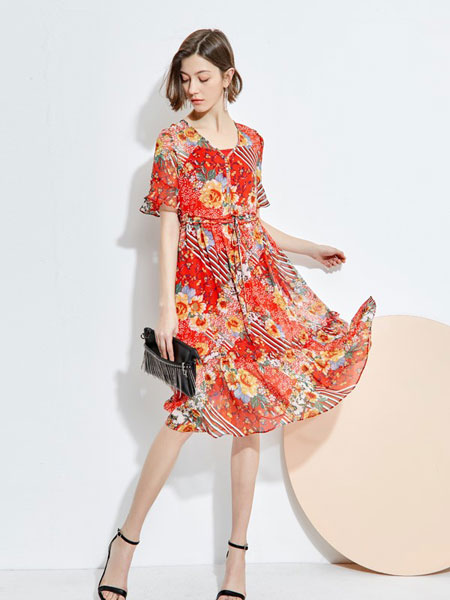 欧炫尔女装品牌2019春夏新款时尚显瘦印花雪纺短袖连衣裙