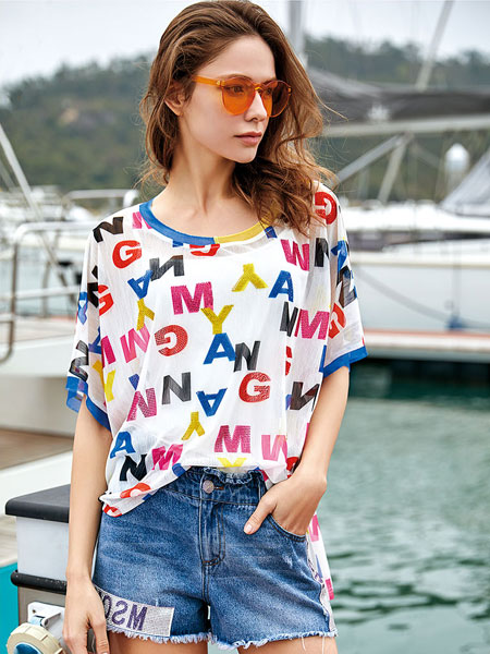 卡塔女装品牌2019春夏新款字母彩色印花时尚休闲潮流短袖T恤