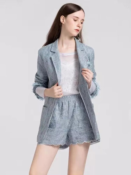 慕西 - MXIXILANG女装品牌2019春夏新款小西装领外套复古短裤两件套装