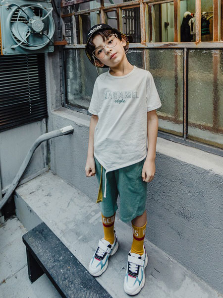 卡拉美童装品牌2019春夏休闲圆领速干短袖T恤