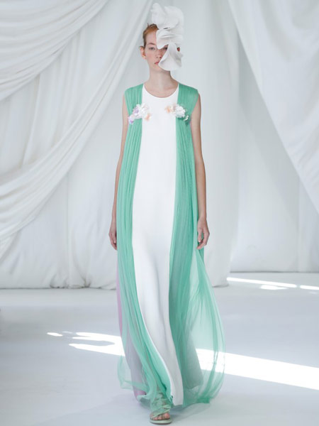 Ermanno Scervino艾尔玛诺·谢尔维诺女装品牌2019春夏新款显瘦修身优雅连衣裙