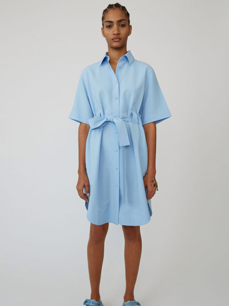 Bruno Pieters布鲁诺·皮特斯女装品牌2019春夏新款 纯色宽边抽绳腰带衬衫式连衣裙