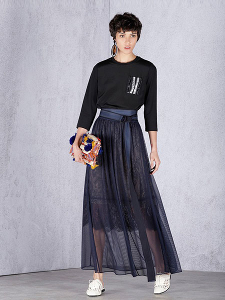 天纳吉儿女装品牌2019春夏新款网纱拼接针织假两件连衣裙