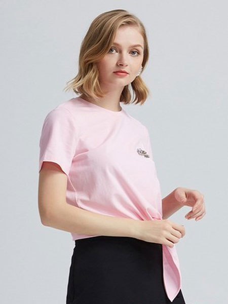 爱弗瑞女装品牌2019春夏圆领刺绣系带休闲短袖t恤