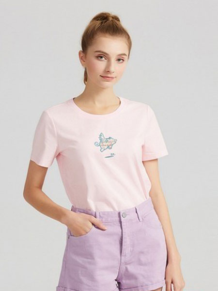 爱弗瑞女装品牌2019春夏短袖T恤宽松棉质体恤圆领刺绣