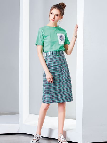 尼赫菲女装品牌2019春夏时尚韩版休闲t恤a字裙两件套