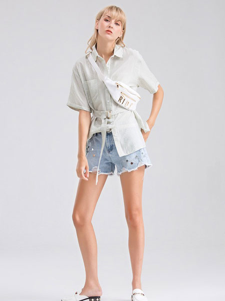 巴利女装品牌2019春夏新品收腰中长款衬衫外套上衣