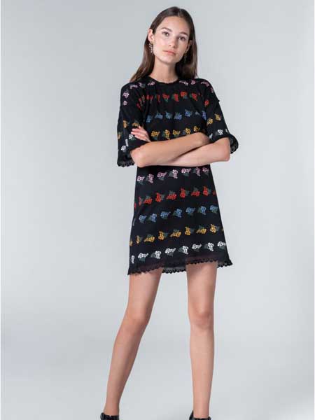 索尼亚·里基尔之索尼亚女装品牌2019春夏新款甜美修身显瘦短袖针织连衣裙.
