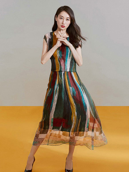 沐兰 - MORELINE女装品牌2019春夏时尚条纹无袖雪纺修身显瘦大摆长款连衣裙