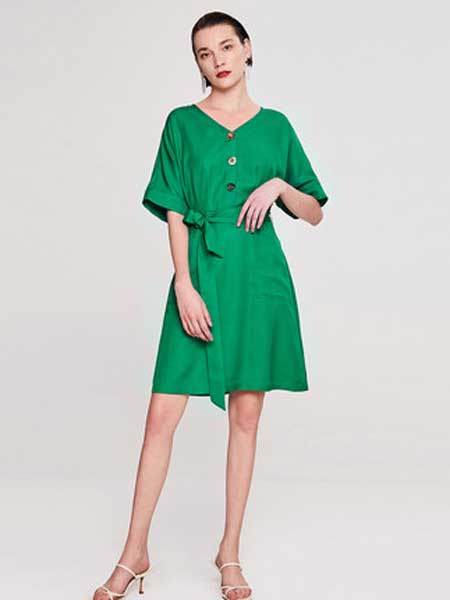 纳薇女装品牌2019春夏新款时尚圆领短袖修身显瘦净色单排扣连衣裙