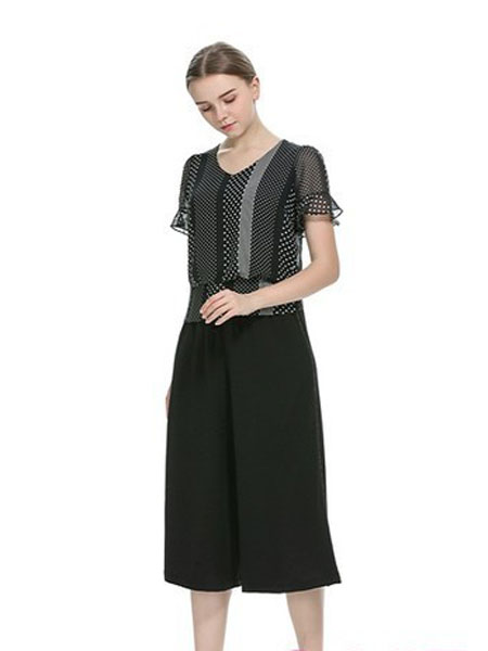 卡伊奴女装品牌2019春夏新款韩版时尚短袖上衣背带裤