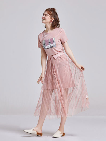 贝珞茵女装品牌2019春夏新款时尚潮流两件套连衣裙
