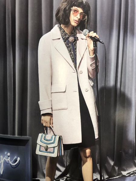 艾格伊品女装品牌2019秋季新款时尚韩版显瘦修身中长款外套