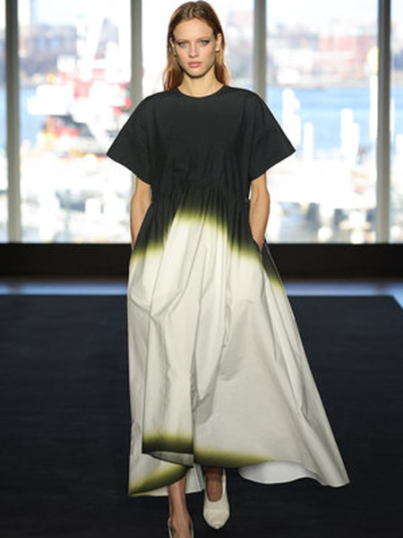 纳西索·罗德里格斯女装品牌2019春夏新款韩版中长款高腰复古连衣裙
