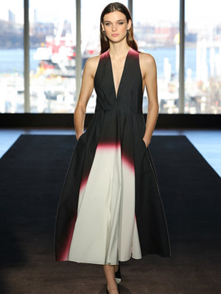 纳西索·罗德里格斯女装品牌2019春夏新款显瘦时尚V领修身长款性感小礼服