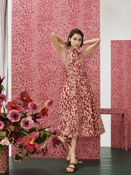 Carolina Herrera卡罗琳娜·海莱娜女装品牌2019春夏新款时尚修身显瘦连衣裙