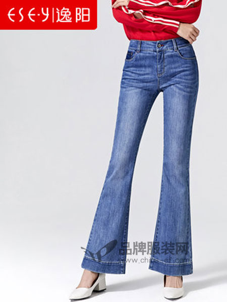 逸阳女装品牌2019春夏高腰浅色复古弹力牛仔微喇裤女修身长裤