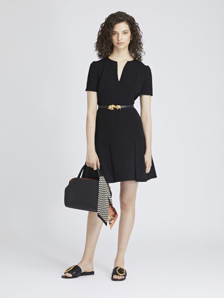 奥斯卡·德拉伦塔女装品牌2019春夏新款复古风黑色短袖收腰气质a字裙小黑裙