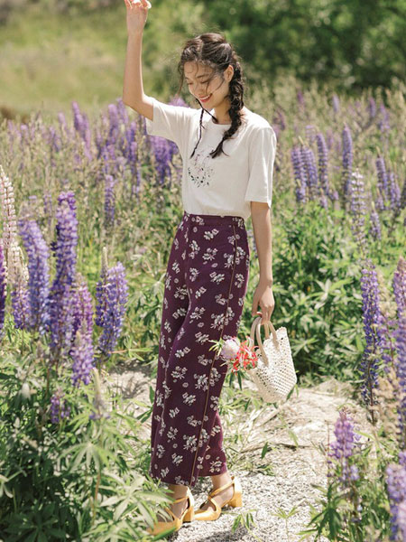 茵曼女装品牌2019春夏高腰直筒复古印花显瘦阔腿九分裤