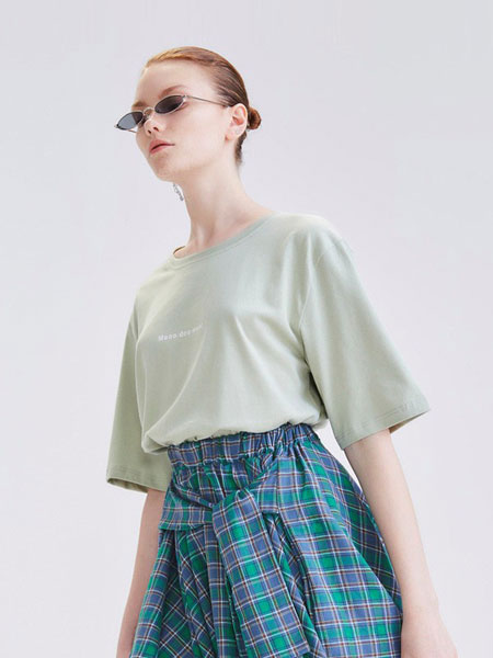 z11女装品牌2019春夏新款韩版印花短袖T恤+高腰显瘦短裙