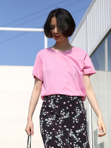 碧可女装品牌2019春夏新款短袖宽松纯棉刺绣上衣百搭粉色t恤