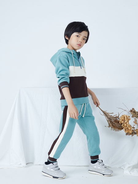籽芽之家童装品牌2019秋冬新款运动短袖套装健身瑜伽服两件套