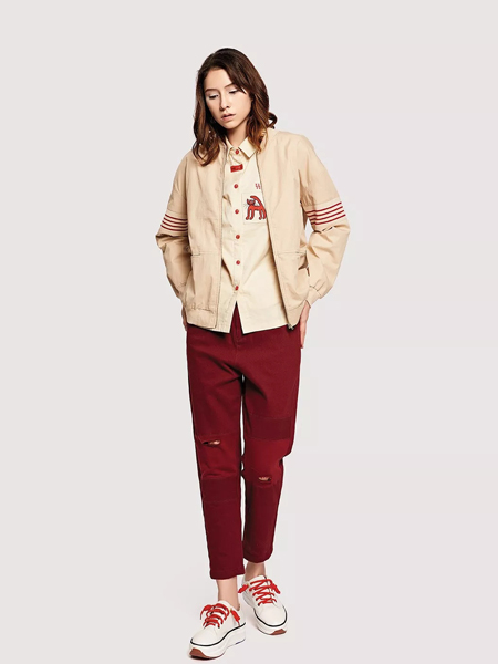 娅铂·周末女装品牌2019秋季新款韩版宽松显瘦棒球服外套