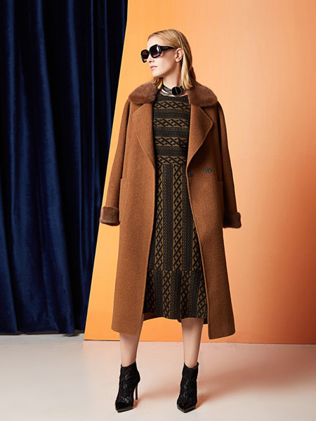 安姬曼女装品牌新款修身时尚气质中长款外套