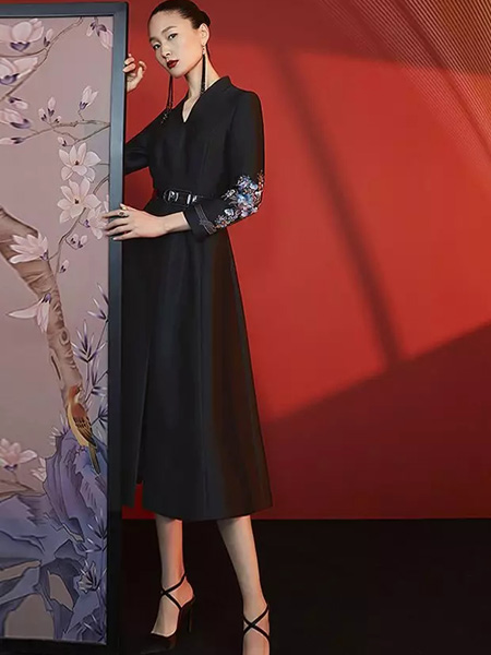 懿菲女装品牌2019秋季新款优雅V领收腰中长款减龄连衣裙