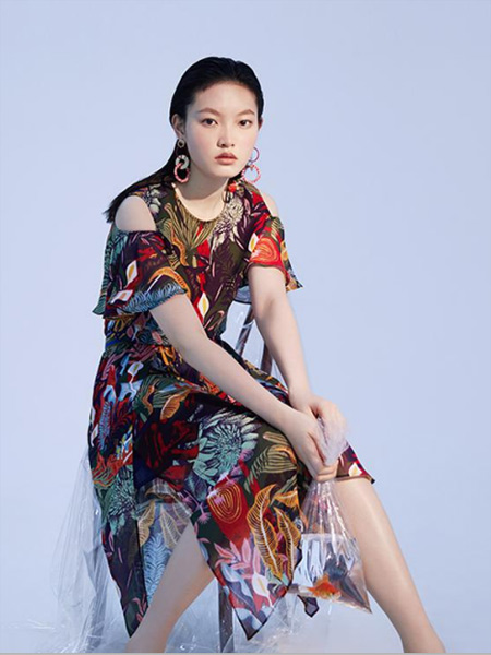 私人衣橱女装品牌2019春夏新款韩版气质高腰显瘦复古印花连衣裙