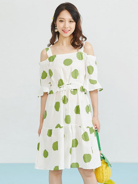 爱衣服女装品牌2019春夏新款韩版时尚气质碎花连衣裙