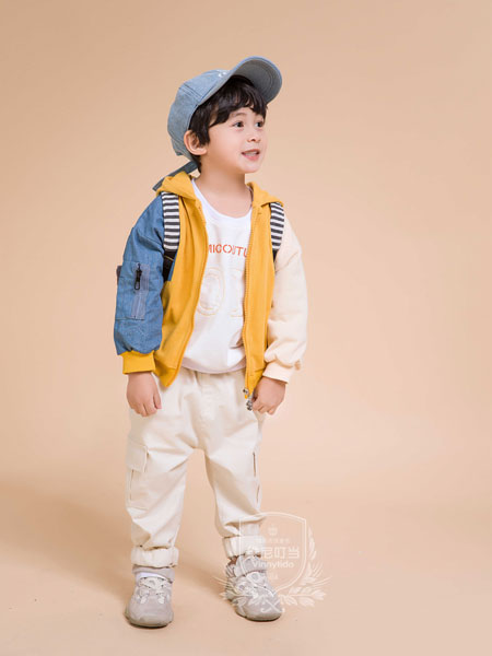 维尼叮当童装品牌2019秋季新款韩版儿童洋气时髦潮