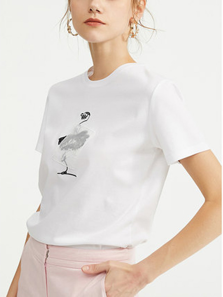 莱茵女装品牌2019春夏新款白色文艺上衣印花图案优雅天鹅t恤