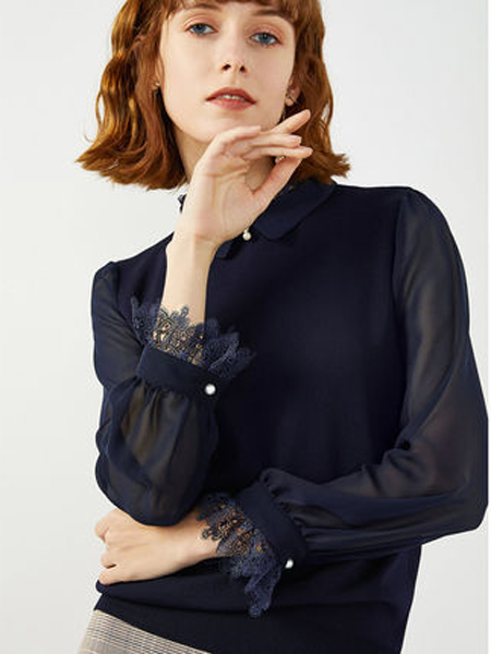 萊茵女裝品牌2019秋季新款復古風小翻領上衣時尚蕾絲拼接袖口針織衫