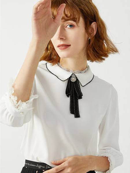 莱茵女装品牌2019秋季新款仙女甜美宽松气质上衣白色蕾丝娃娃领洋气七分袖衬衫